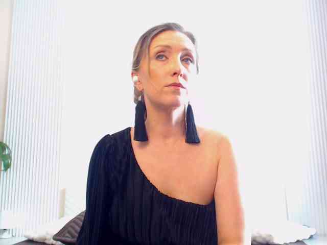Lola-Nelson webcam