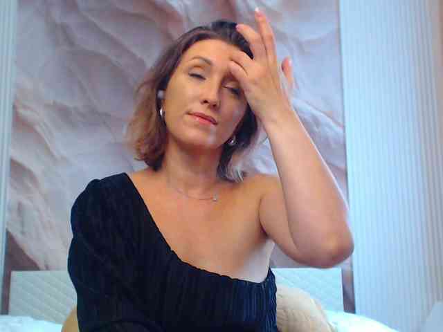 Lola-Nelson webcam