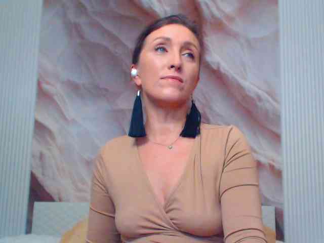 Lola-Nelson webcam