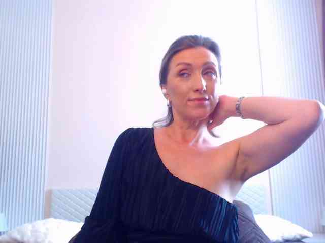Lola-Nelson webcam