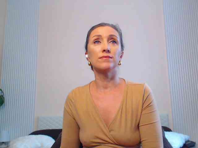 Lola-Nelson webcam