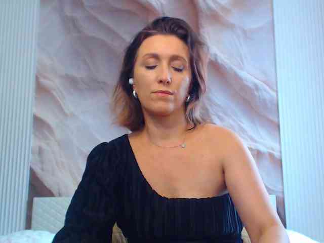 Lola-Nelson webcam