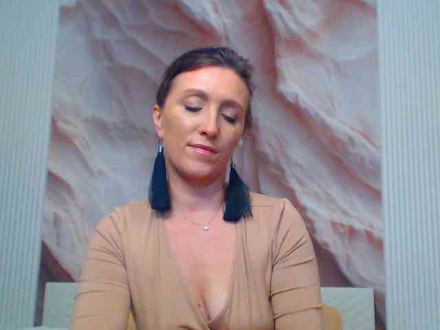 Lola-Nelson webcam