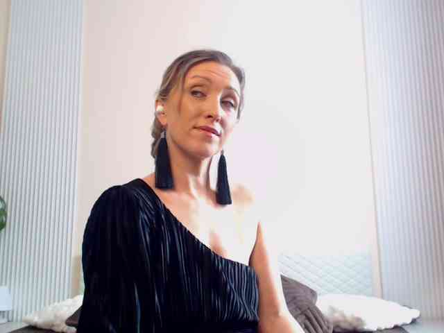 Lola-Nelson webcam