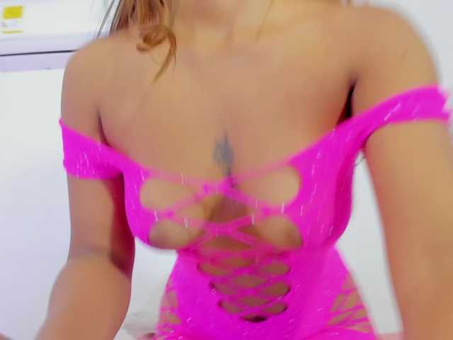 NatashaEvannss's BongaCams show and profile