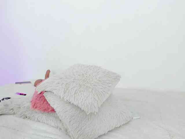 NatashaEvannss webcam