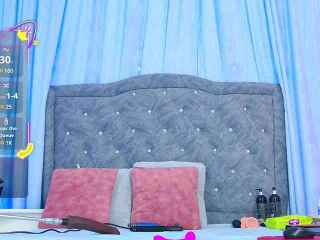 AuraRoss webcam
