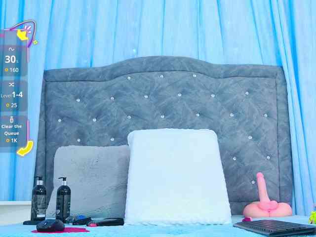 AuraRoss webcam