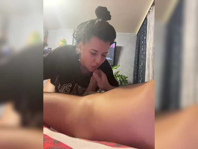 Ilya19121 live cam profile