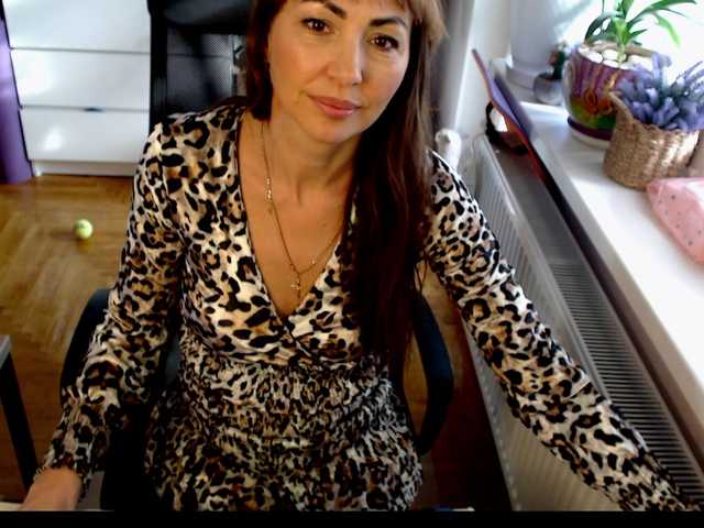 Jalili's BongaCams show and profile