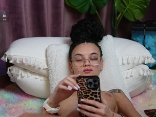 RachelRave Porn Show