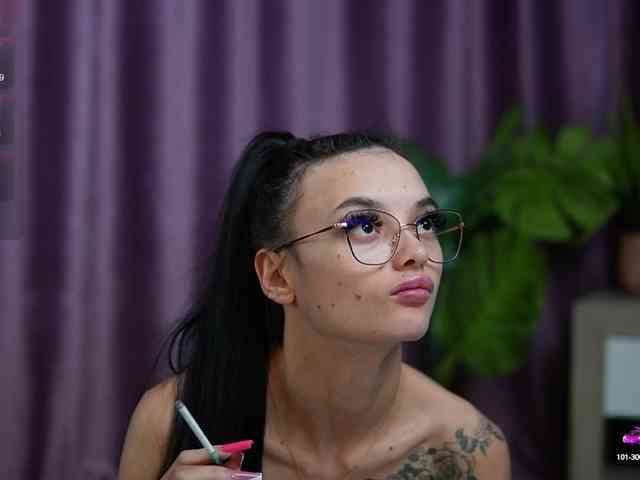 RachelRave webcam