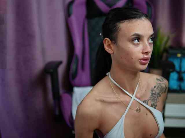RachelRave webcam