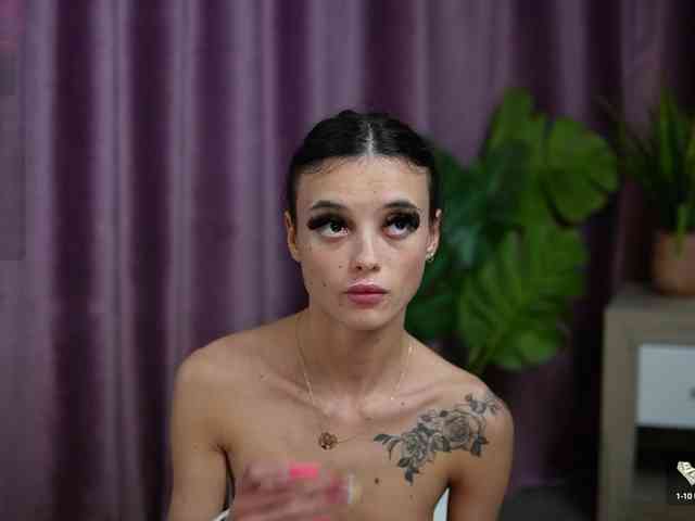 RachelRave webcam