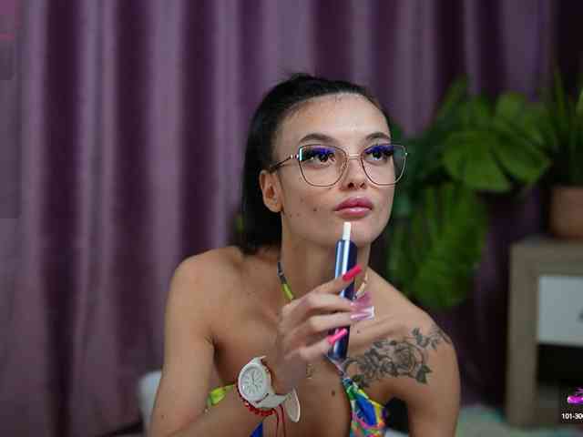 RachelRave webcam