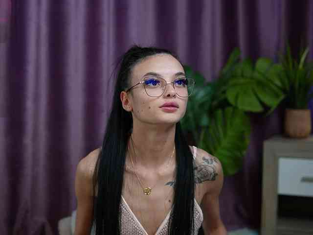 RachelRave webcam