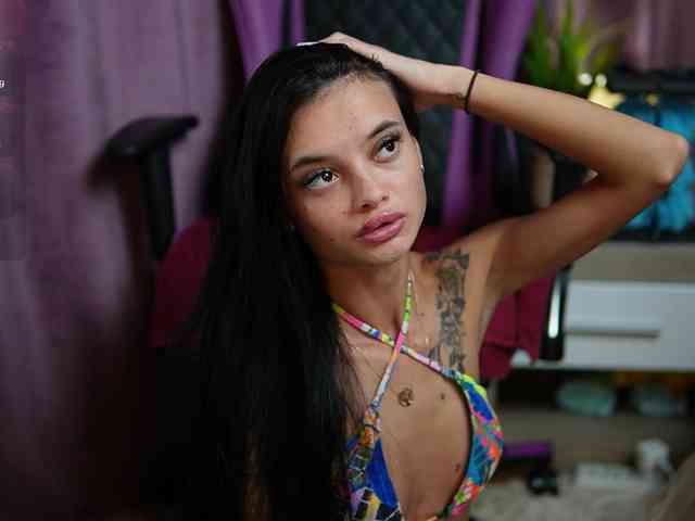 RachelRave webcam