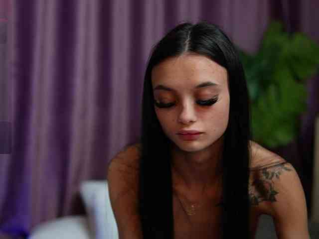 RachelRave webcam