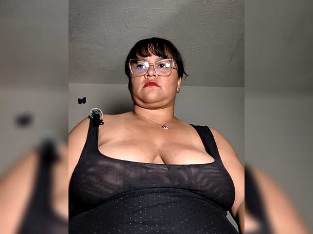 CandyBrowm's BongaCams show and profile