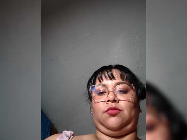 CandyBrowm's BongaCams show and profile