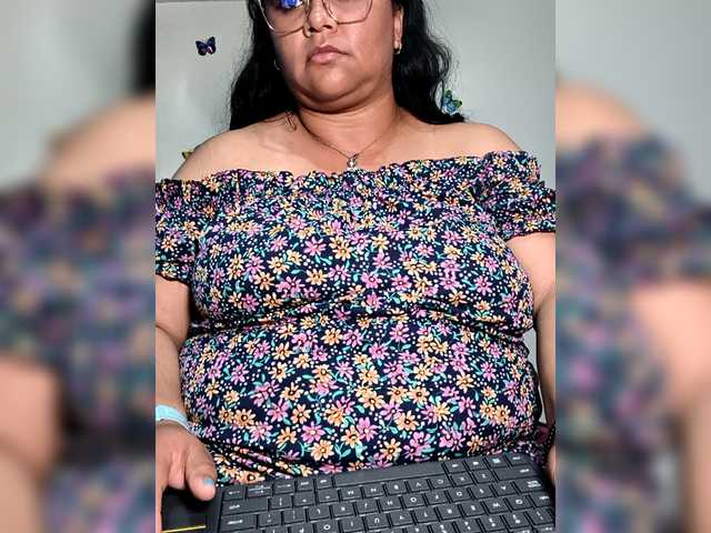 CandyBrowm's BongaCams show and profile