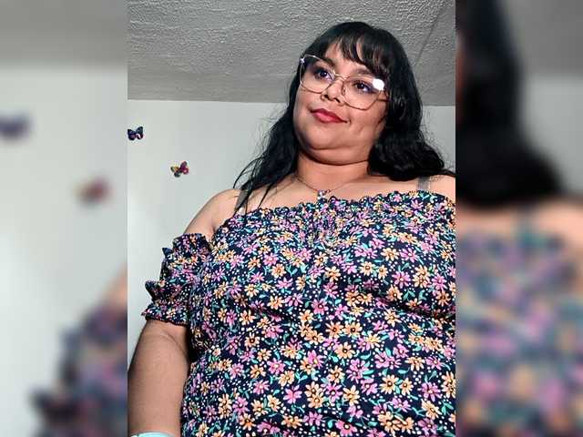 CandyBrowm's BongaCams show and profile