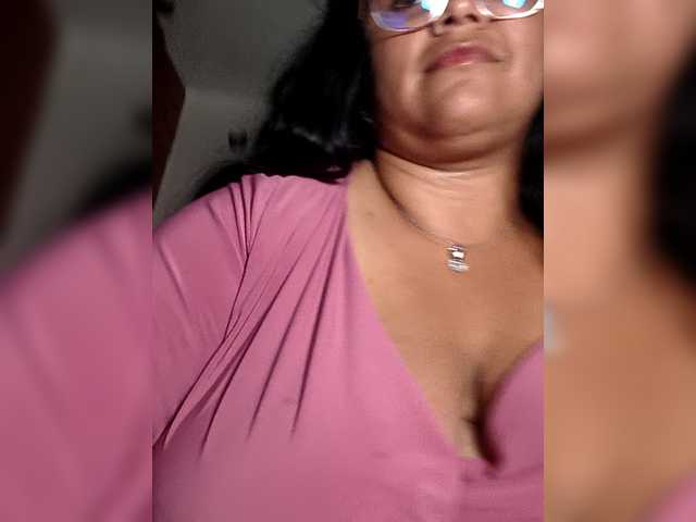 CandyBrowm's BongaCams show and profile