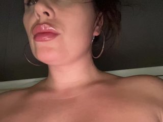 -Hennessy- Porn Show