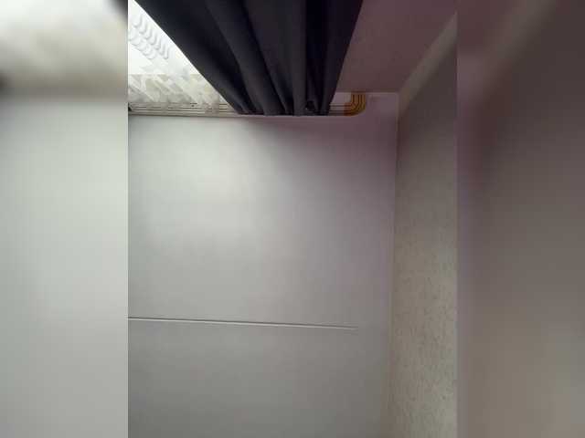 -Hennessy-'s BongaCams profile