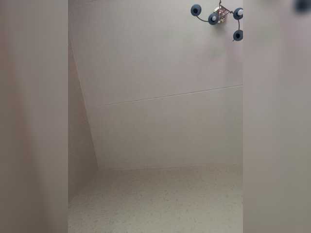 -Hennessy- from BongaCams