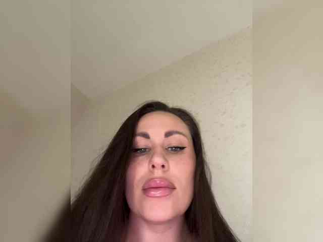 -Hennessy- webcam