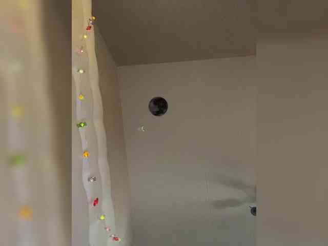 -Hennessy- Live Webcam on BongaCams