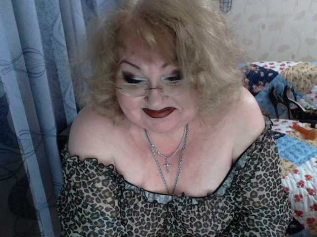 livingnextdoor from BongaCams is Freechat