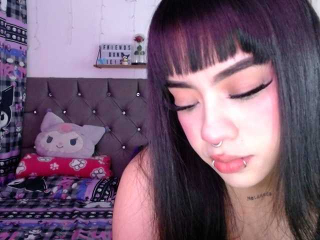 Catmila's BongaCams show and profile