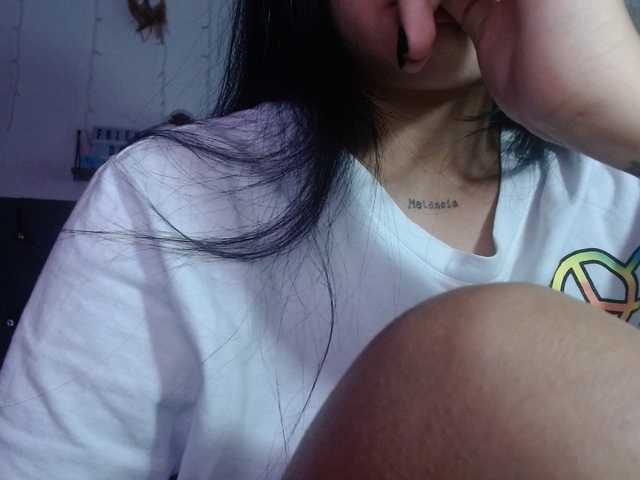 Catmila's BongaCams show and profile