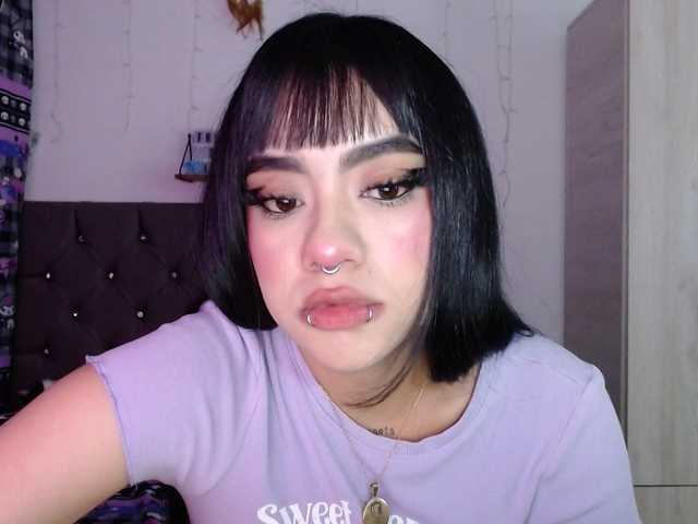 Catmila's BongaCams show and profile