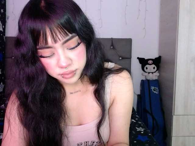 Catmila's BongaCams show and profile