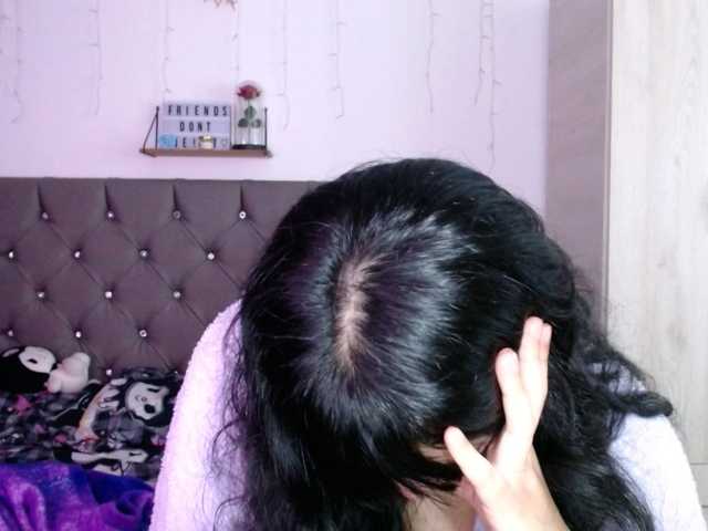 Catmila's BongaCams show and profile