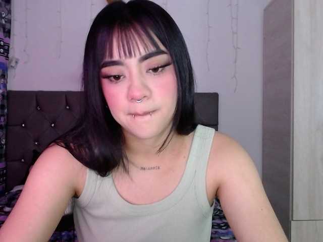 Catmila's BongaCams show and profile