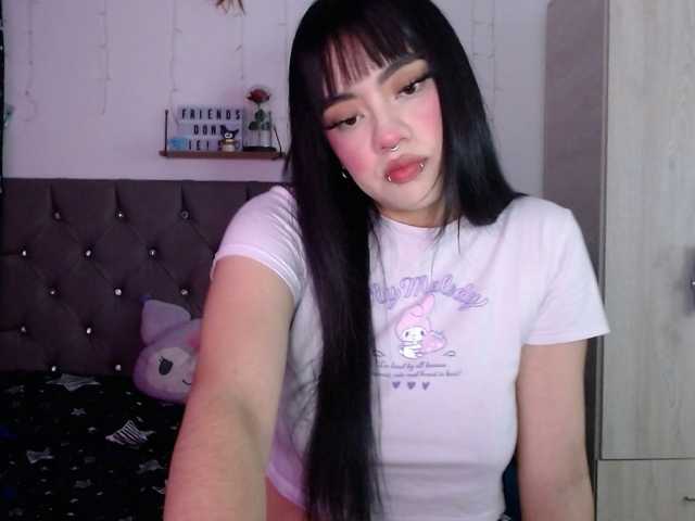 Catmila's BongaCams show and profile