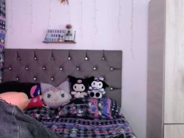 Catmila's BongaCams show and profile