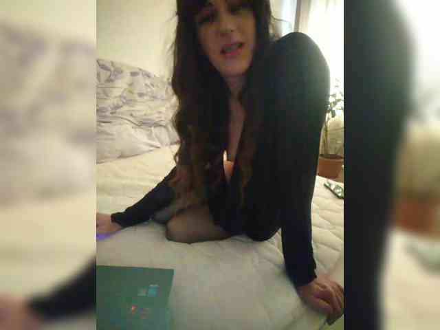 NicaSl Live Webcam on BongaCams