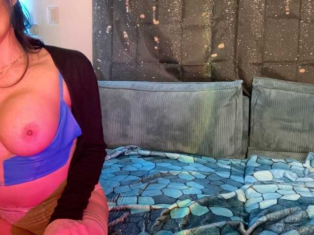 madamedecuir's BongaCams show and profile