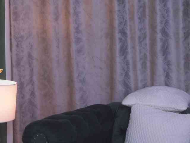 SelineNoir webcam