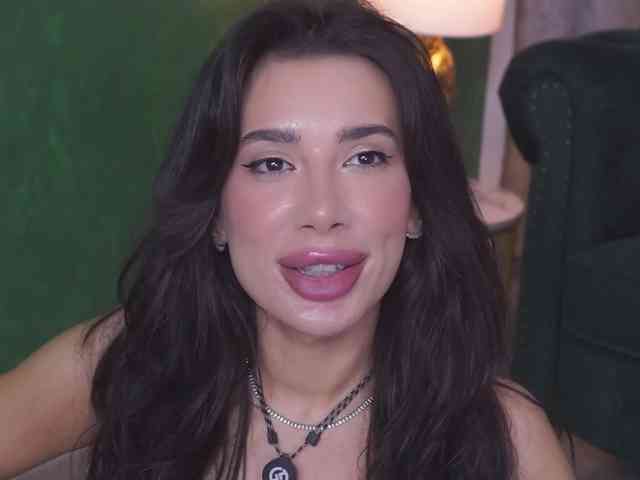 SelineNoir webcam