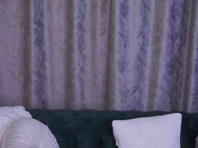 SelineNoir webcam