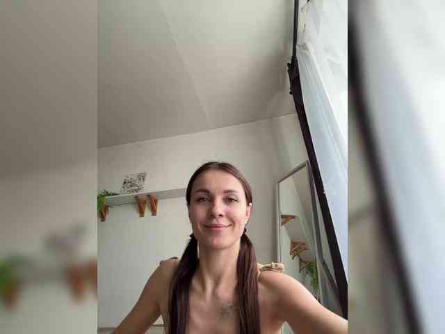 SkylarJewels webcam