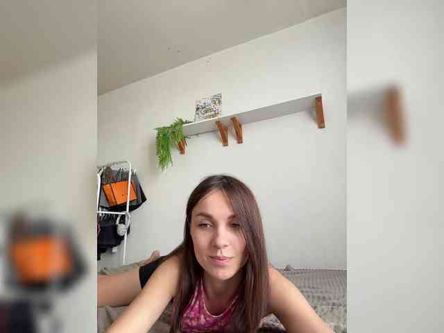 SkylarJewels webcam