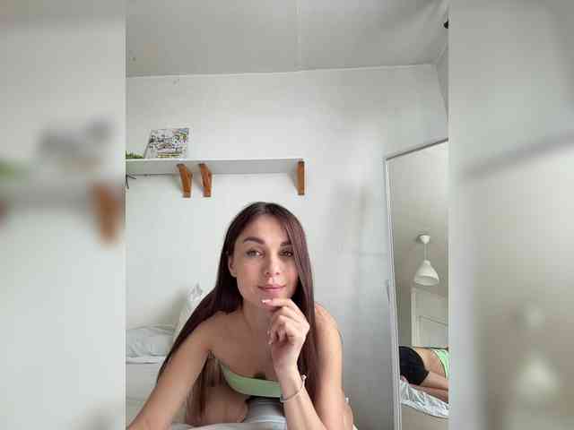 SkylarJewels webcam