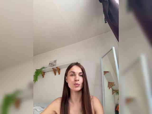 SkylarJewels webcam
